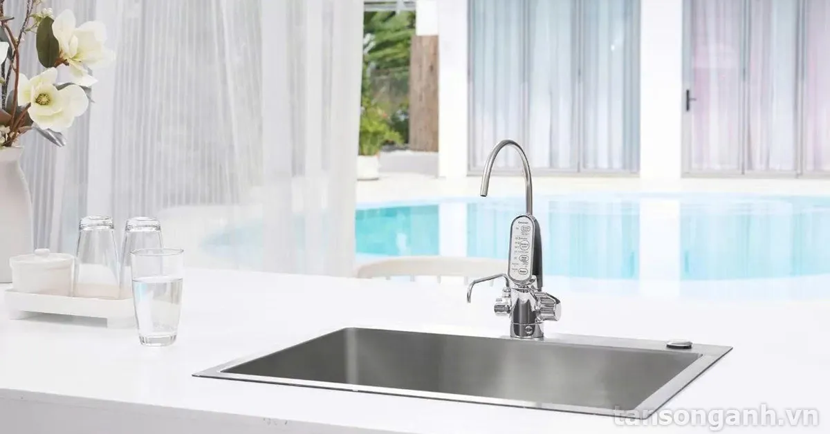 Máy lọc nước ion kiềm Cleansui